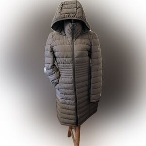 Calvin Klein, infinite stretch, knee length,hooded puffer coat in graphite Small